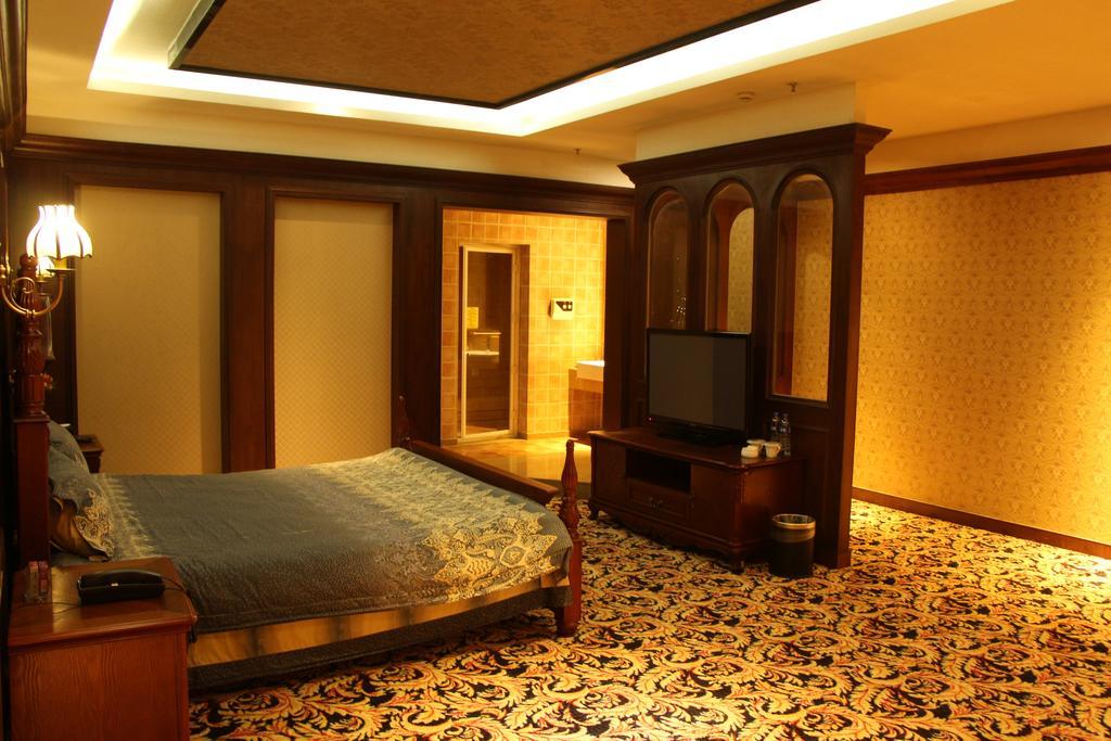 Zhuhai Rongfeng Hotel  Exterior foto
